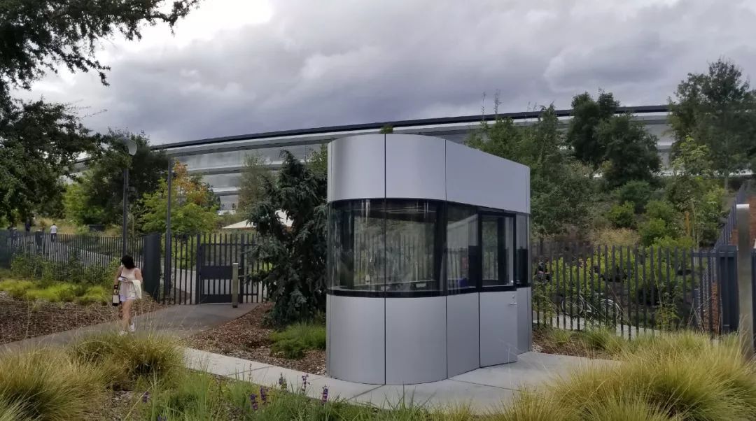 男生口女生 海报