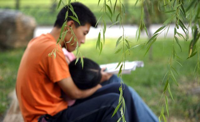 黑料、 每日更新量达数万条