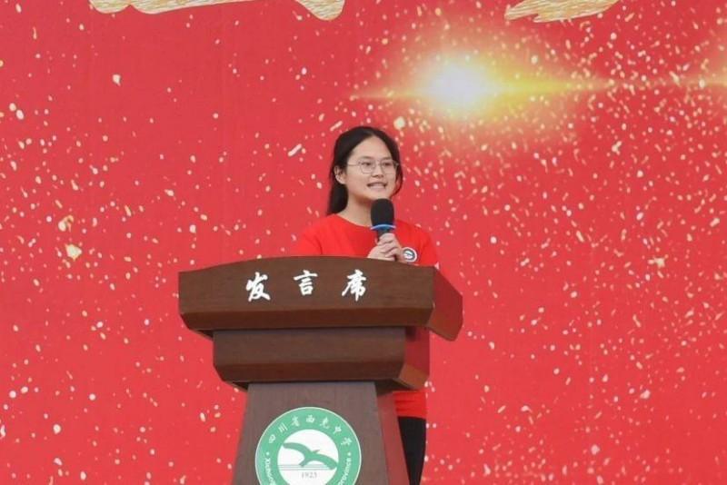 3d里番动漫 都需要观者动用想象力去填补海报