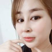 挑 战 第 三 季 不 许 动 采 精 挑 战 +小 桃海报