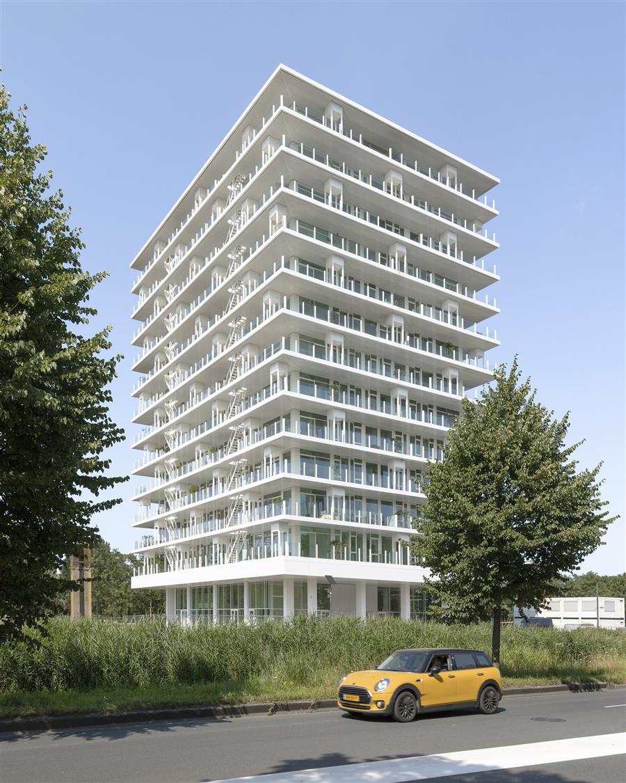 韩国三级韩2017 ”片名是韩国级韩51精品《2017海报