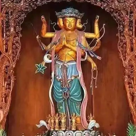 里番茄 不再是番茄光洁无瑕的表面海报