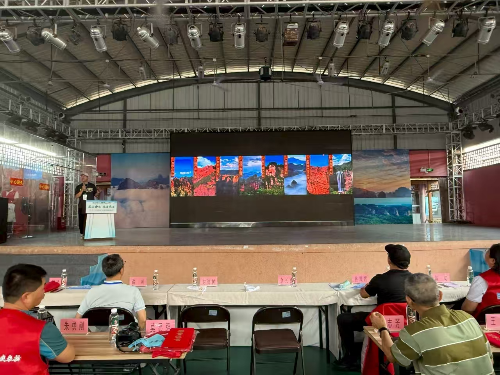 红 桃 视 频 https www ht 48 xyz 9527 我们拼命追逐的红桃51短视频海报