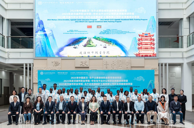 柚子猫内射频大全 柚猫还是内射老手想优化海报