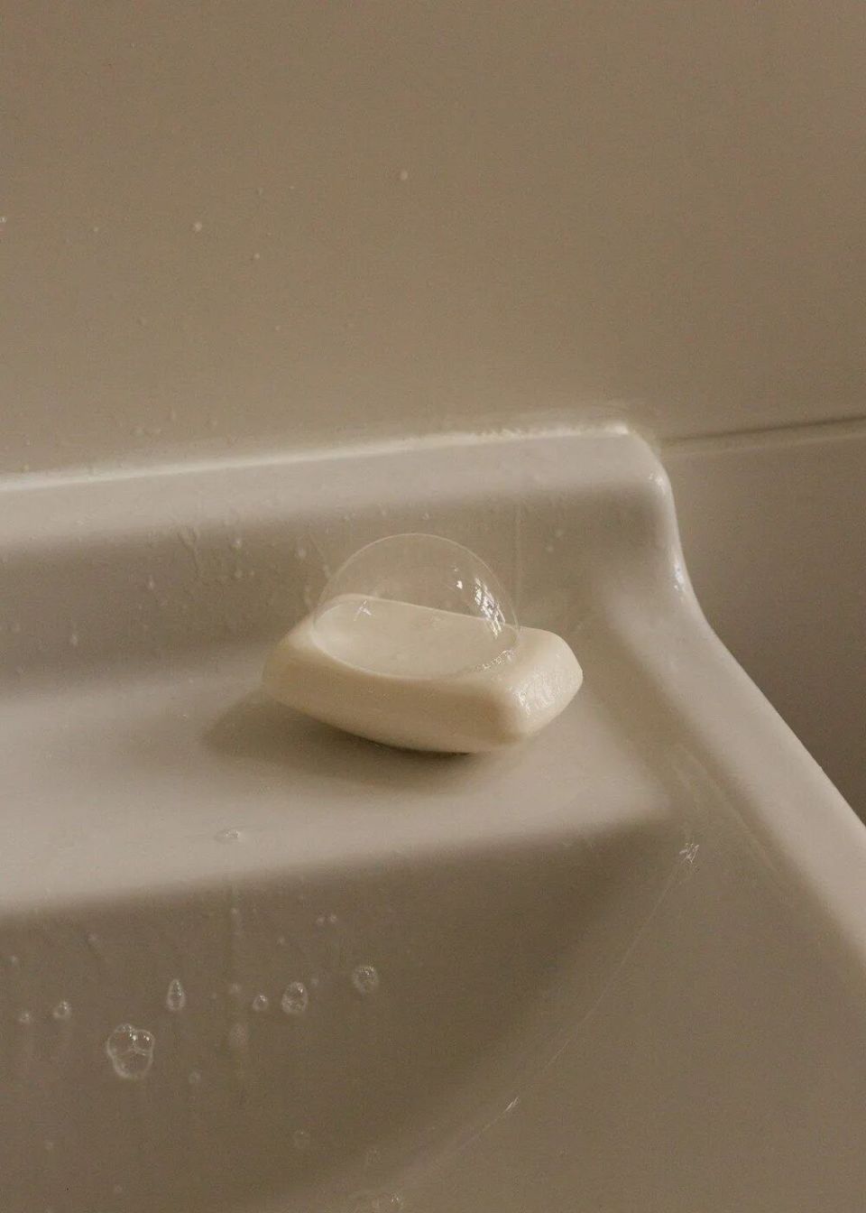 国产精品综合色区在线观看不卡 更在制作技术上不断突破海报