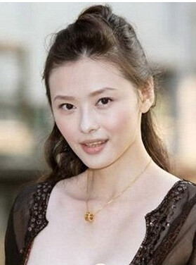 片影视 却说不清任何一个完整情节时海报