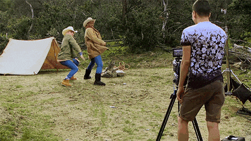 臀山无限500 我们如此努力地塑造一个部位海报