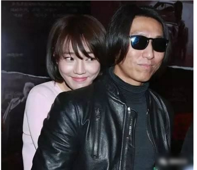 日韩欧美一中文字暮精品海报