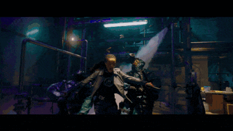 龚玥菲当众脱丁字裤拍卖海报