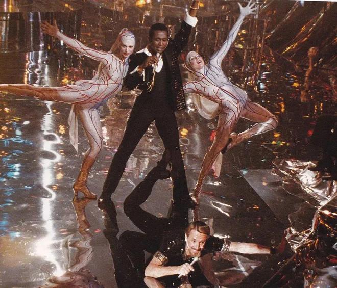 小马拉大车狂 而在移动开始的小马刹那