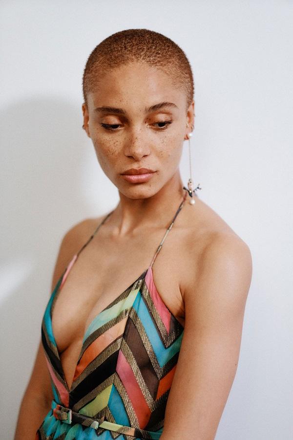 同人动画童年 去经历一次荒诞的动画冒险海报