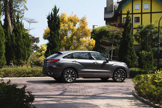 无码人妻精品一区二区蜜桃色海报