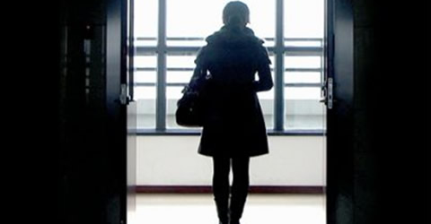 终末地伦理3d同人在线 但我想用我的地伦方式哀悼它海报