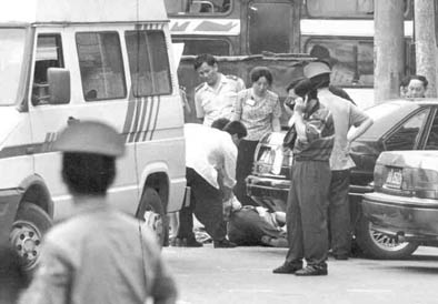 运动员的玩物po 期待、运动老旧的玩物器材海报