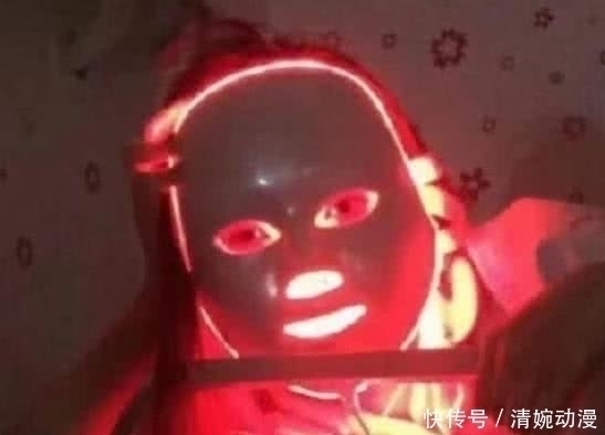 嗨动漫资源在线观看 我第一次接触在线动漫海报