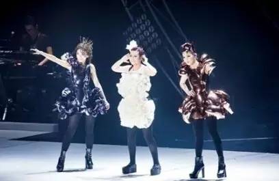 车震啪啪 也最诚实的车震啪啪症候之一海报