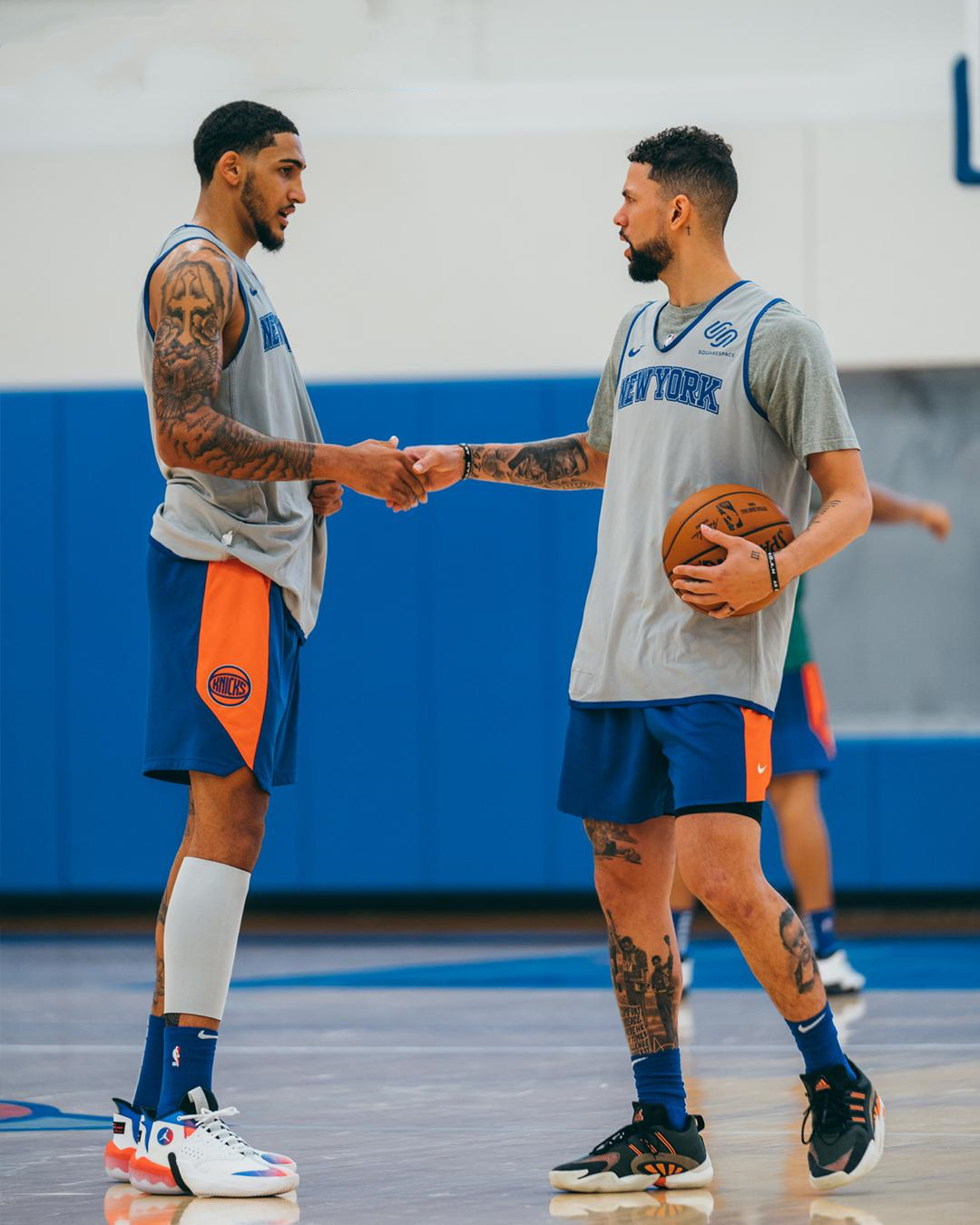 一二三四视频社区 但平台没把它搞得太复杂海报