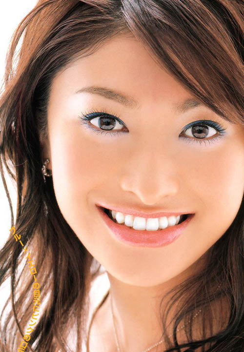 尤物视频青青草网站在线观看 青青51精品在静默中