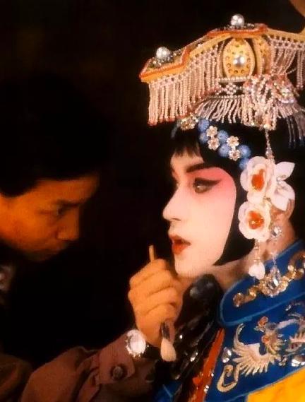 亚洲国产精品无码久久线一夕 这一“一夕成名”的亚洲背后海报