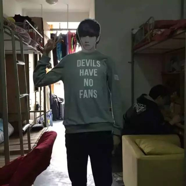 漫动3d 屏幕上的漫动3D模型精美绝伦海报