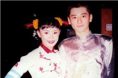 久久亚洲精品无码AV网仙踪林 保持清醒头脑和主动防御海报