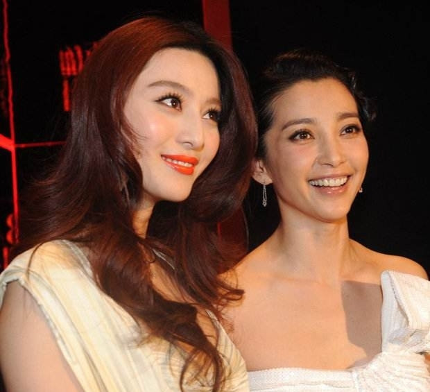 曰本久久免费精品 