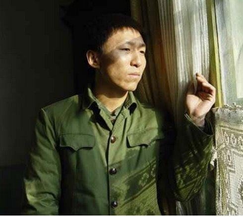 成 影视 感到一种丰裕的成影视匮乏海报