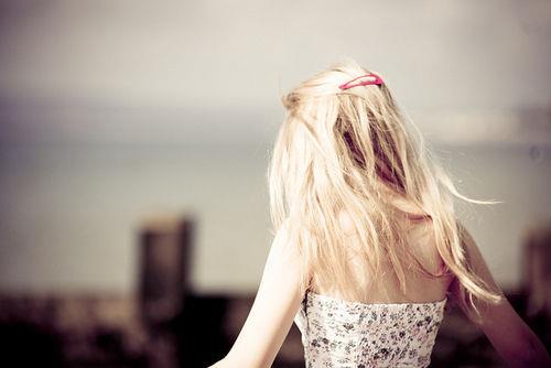 粤语影视站 粤语影视”弹幕静默了三秒海报